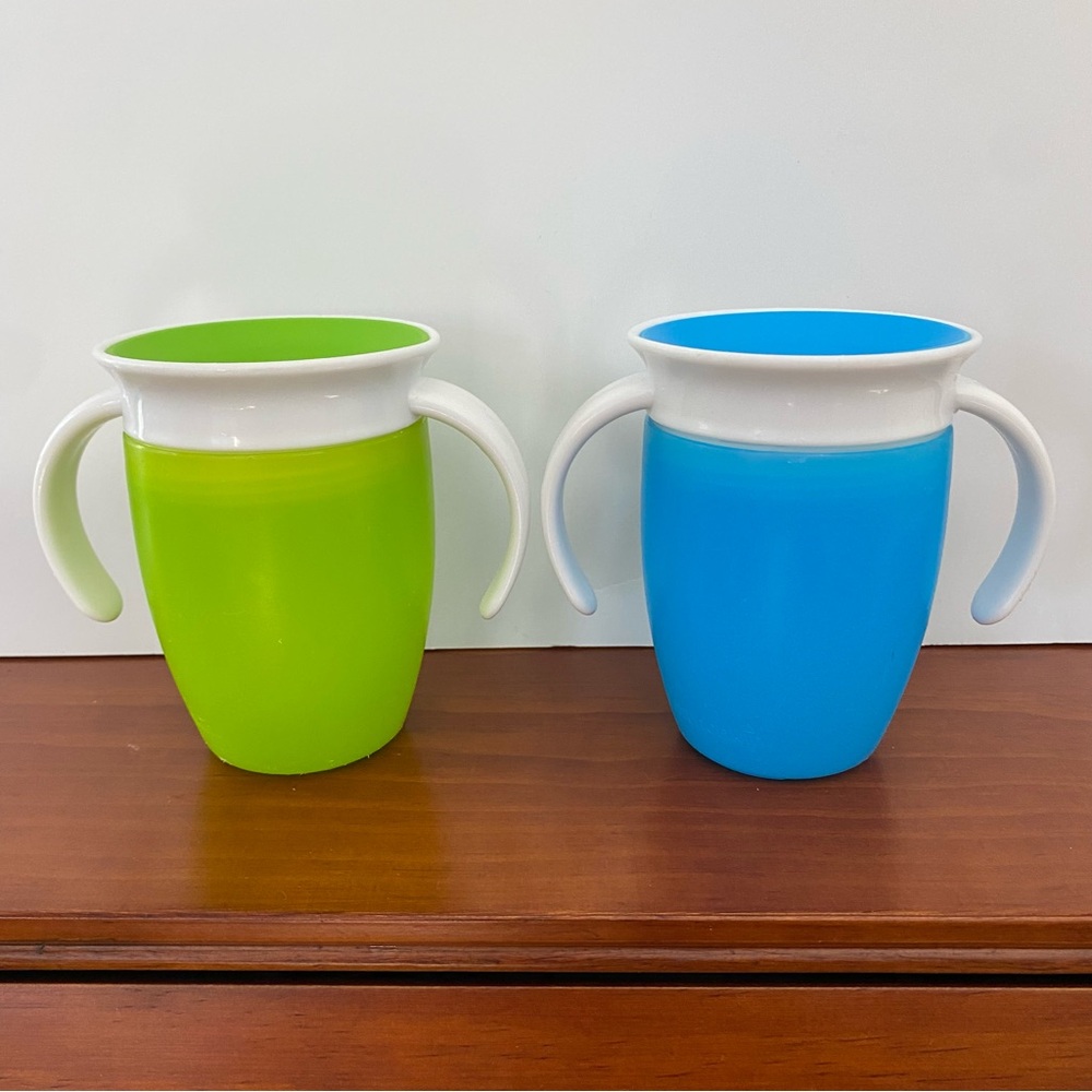 Munchkin Miracle 360 Trainer Sippy Cup Set Of 2 W/ Handles 7 Oz Blue & Green